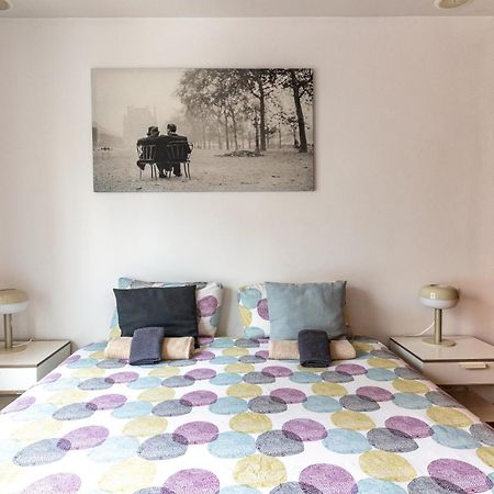 Centrico Apartamento Con Terraza Barselona Dış mekan fotoğraf